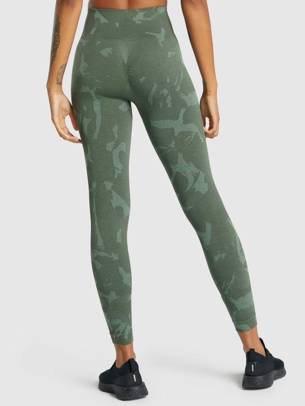 Gymshark Green Camo High-Rise Leggings Size Small
